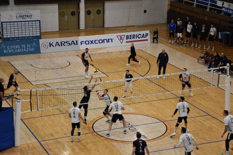 Maratoni rangadón szenvedte el első vereségét a MÁV Előre Foxconn az Extraligában